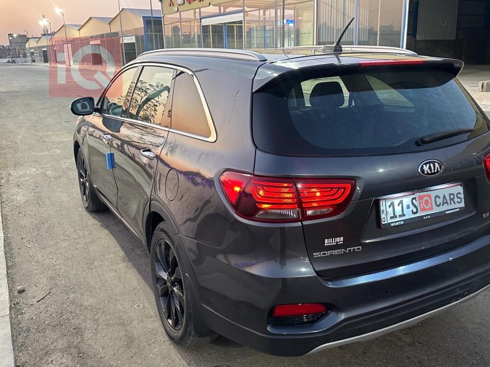 كيا سورينتو